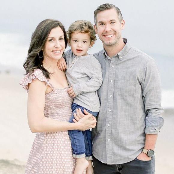 Meet your Posher, Alison - Picture 1 of 1